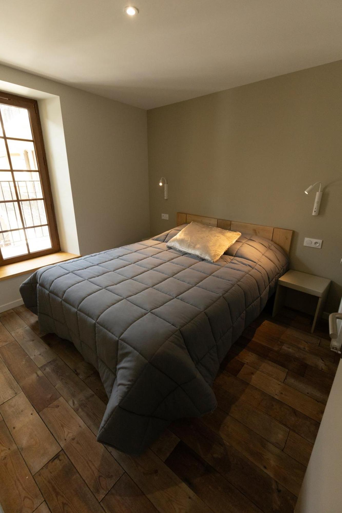Hotel Le Coq D'Or เลส์ อองเจลส์ ภายนอก รูปภาพ