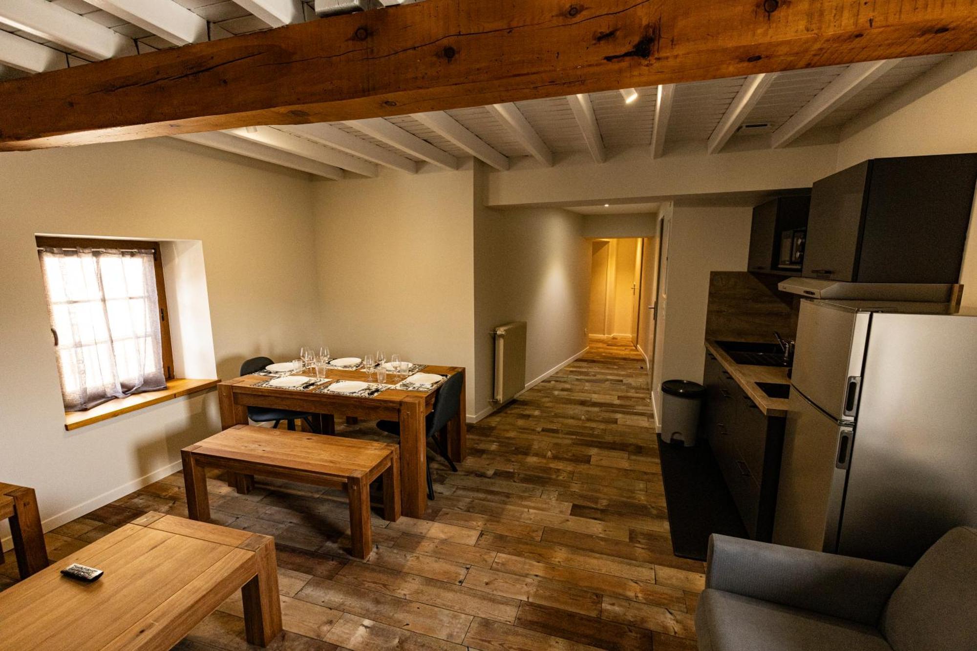 Hotel Le Coq D'Or เลส์ อองเจลส์ ภายนอก รูปภาพ