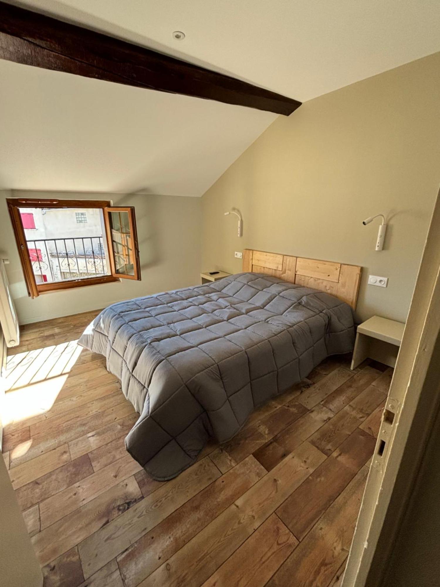 Hotel Le Coq D'Or เลส์ อองเจลส์ ภายนอก รูปภาพ